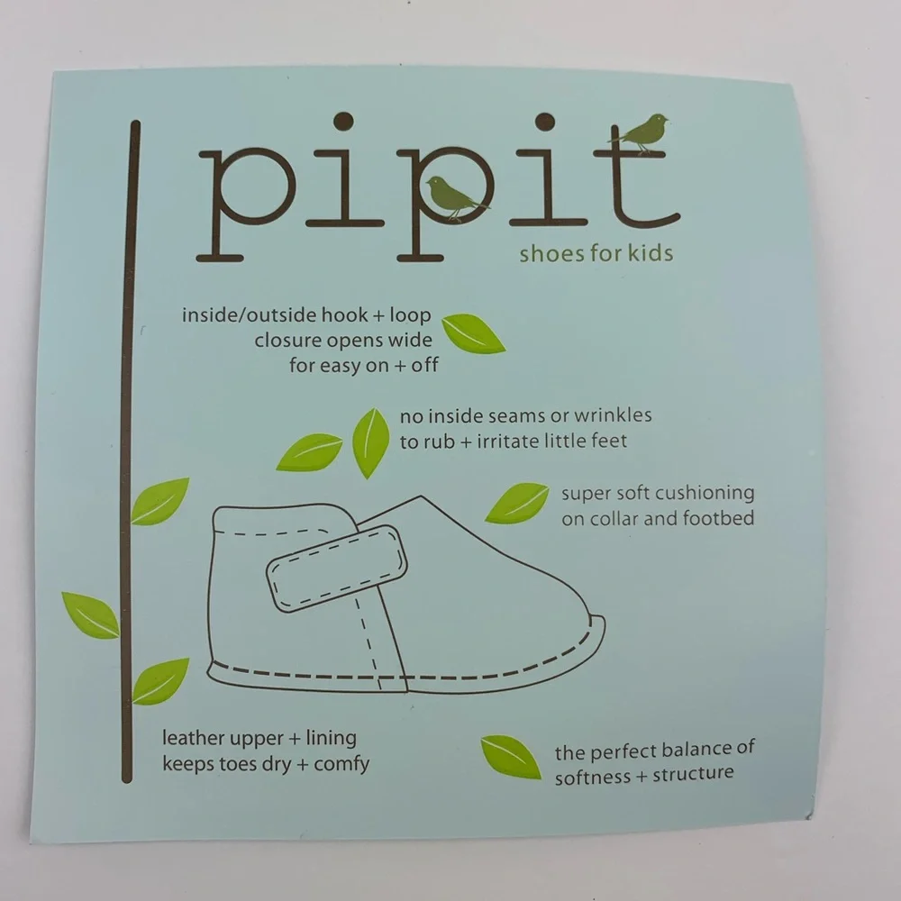 Pipit Flower Apricot Camel suede baby booties shoe